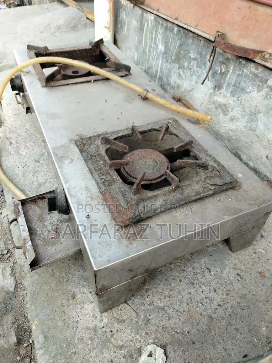পাইপ রেগুলেটর সহ গ্যাসের চুলা বিক্রি