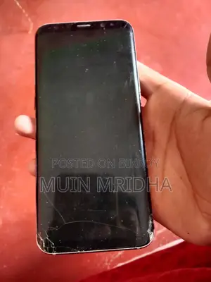 Samsung Galaxy S8 Plus . (Used)