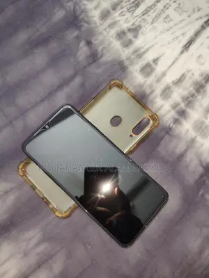 Samsung Galaxy A20s 3/32 (Used)