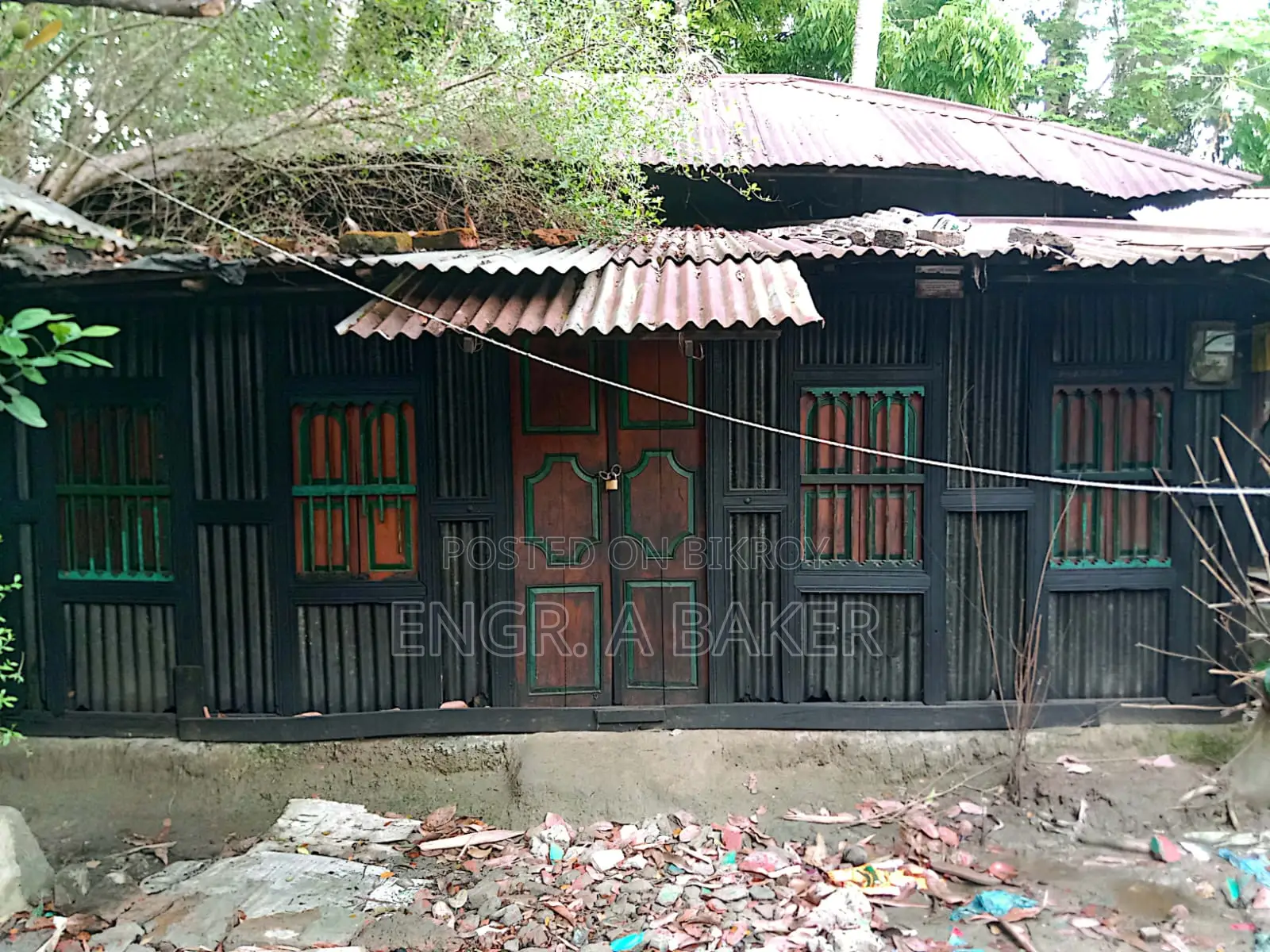 বিদ্যুৎ পানির লাইন- ঘর সহ জমি বিক্রি