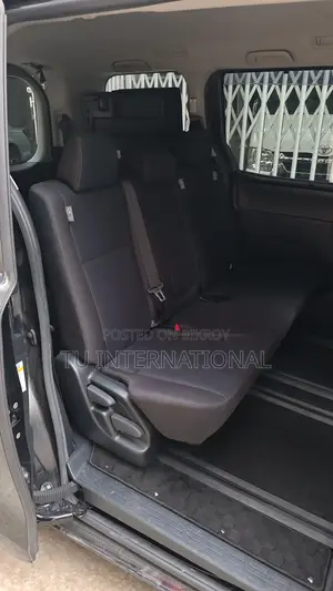 Toyota Noah ONE DOOR POWER-KEY 2020