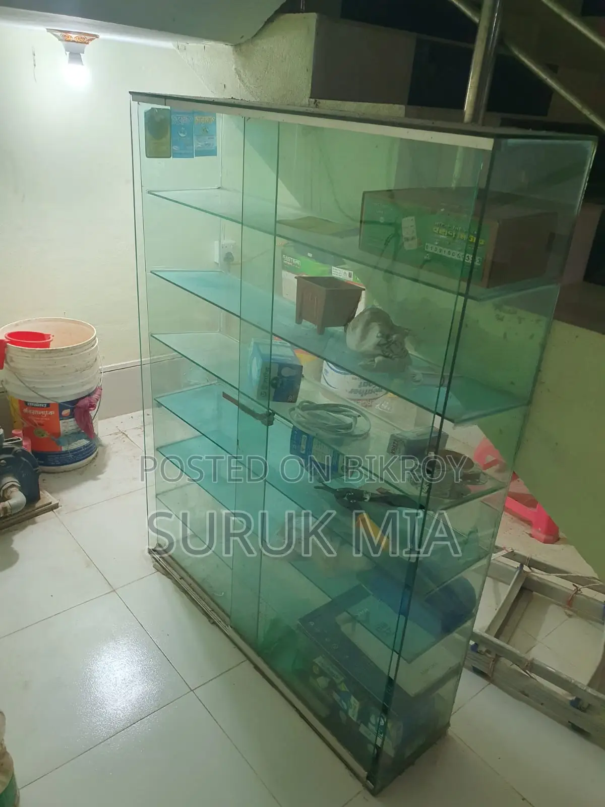Glass Showcase for Sale (4ft x 3.5ft)