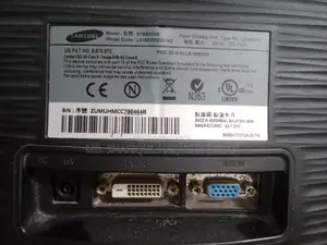 MONITOR MODEL: S19B300B