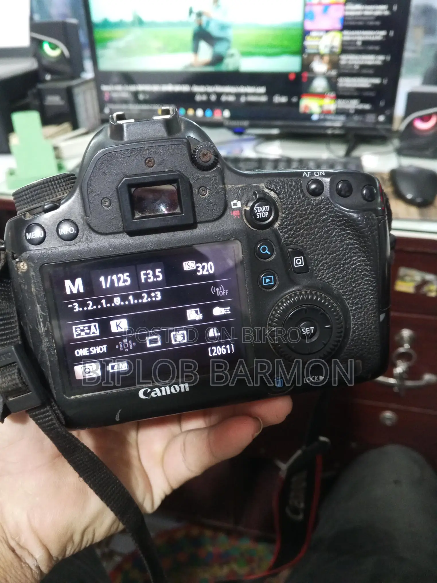 ক্যানন 6D ফুল ফ্রেম এবং 50mm লেন্স, একদম ফ্রেশ কন্ডিশন