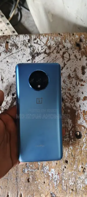OnePlus 7T . (Used)