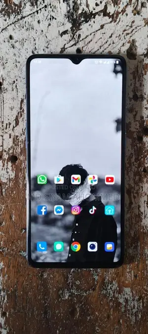 OnePlus 7T . (Used)
