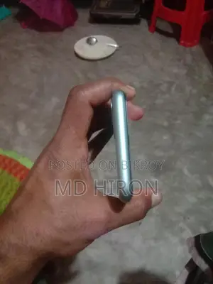 Apple iPhone 11 (Used)