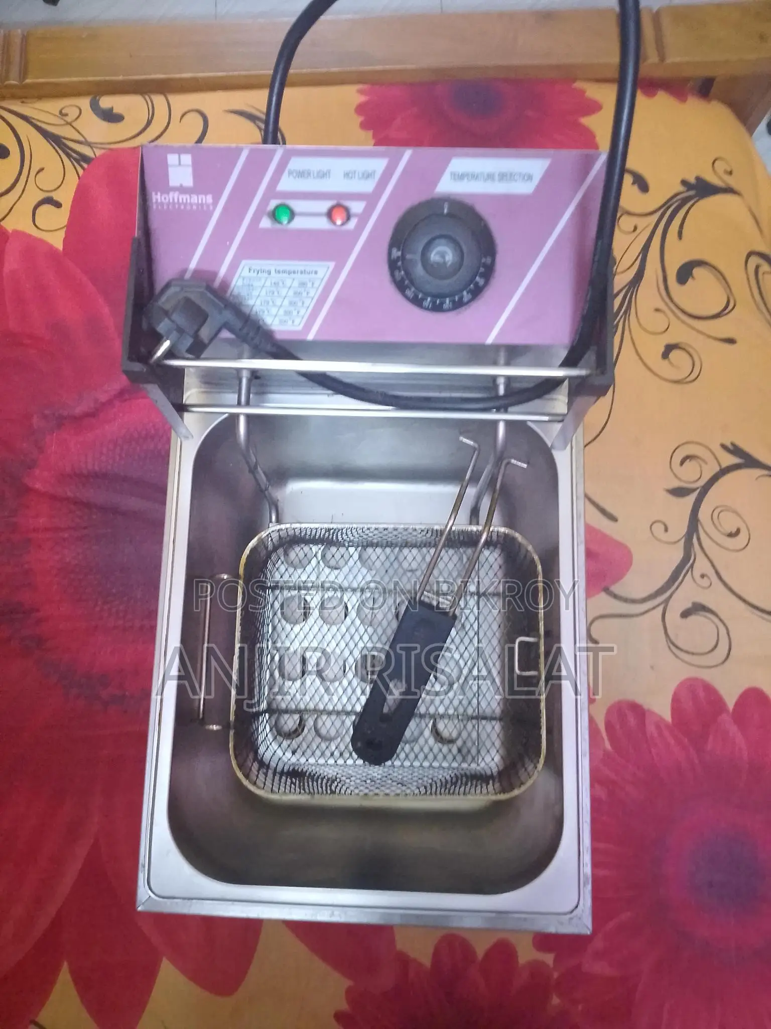 রেস্টুরেন্টের জিনিসপত্র