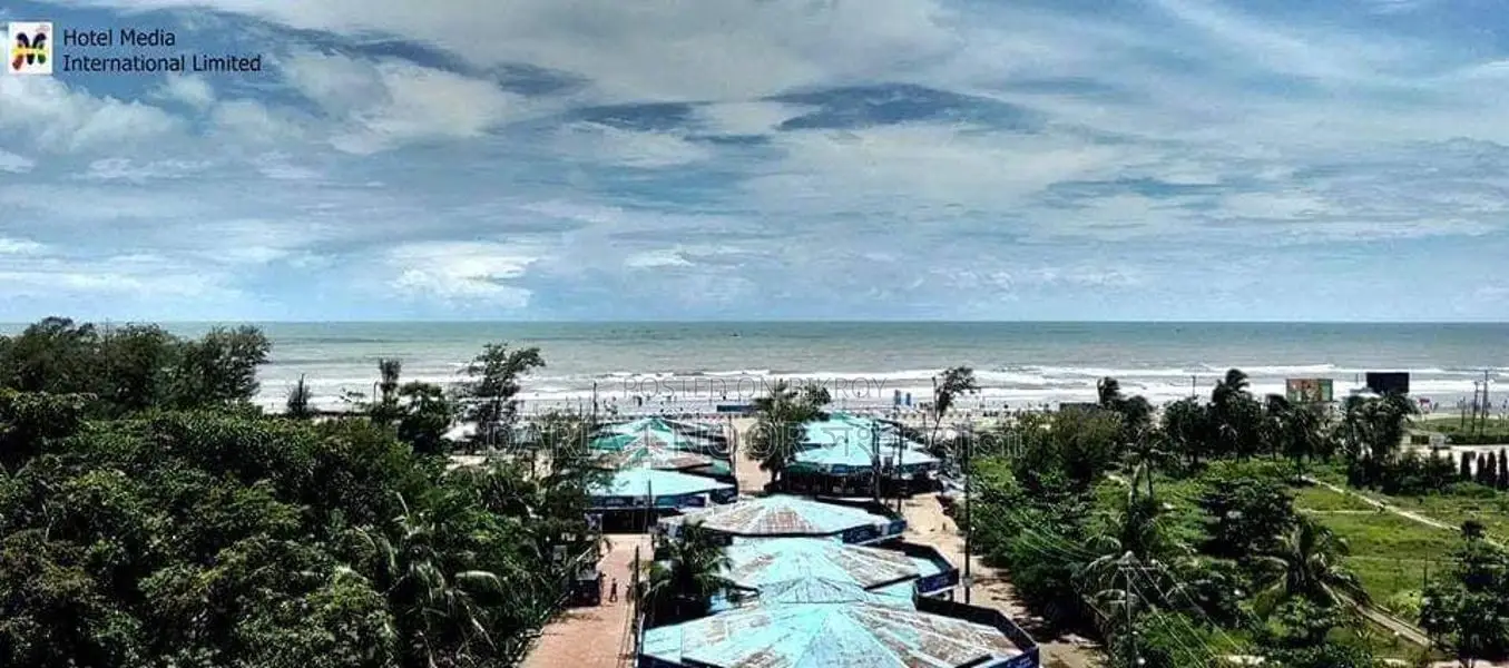 কক্সবাজার লাবনী বিচ সংলগ্ন Three Star Hotel বিক্রি