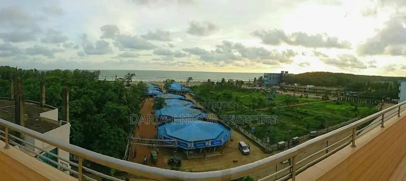 কক্সবাজার লাবনী বিচ সংলগ্ন Three Star Hotel বিক্রি