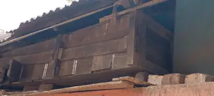 কবুতরের কাঠের বাসা