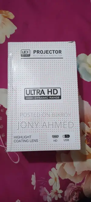 Mini Projector Model-hy330.... 2 GB RAM 16 GB ROM