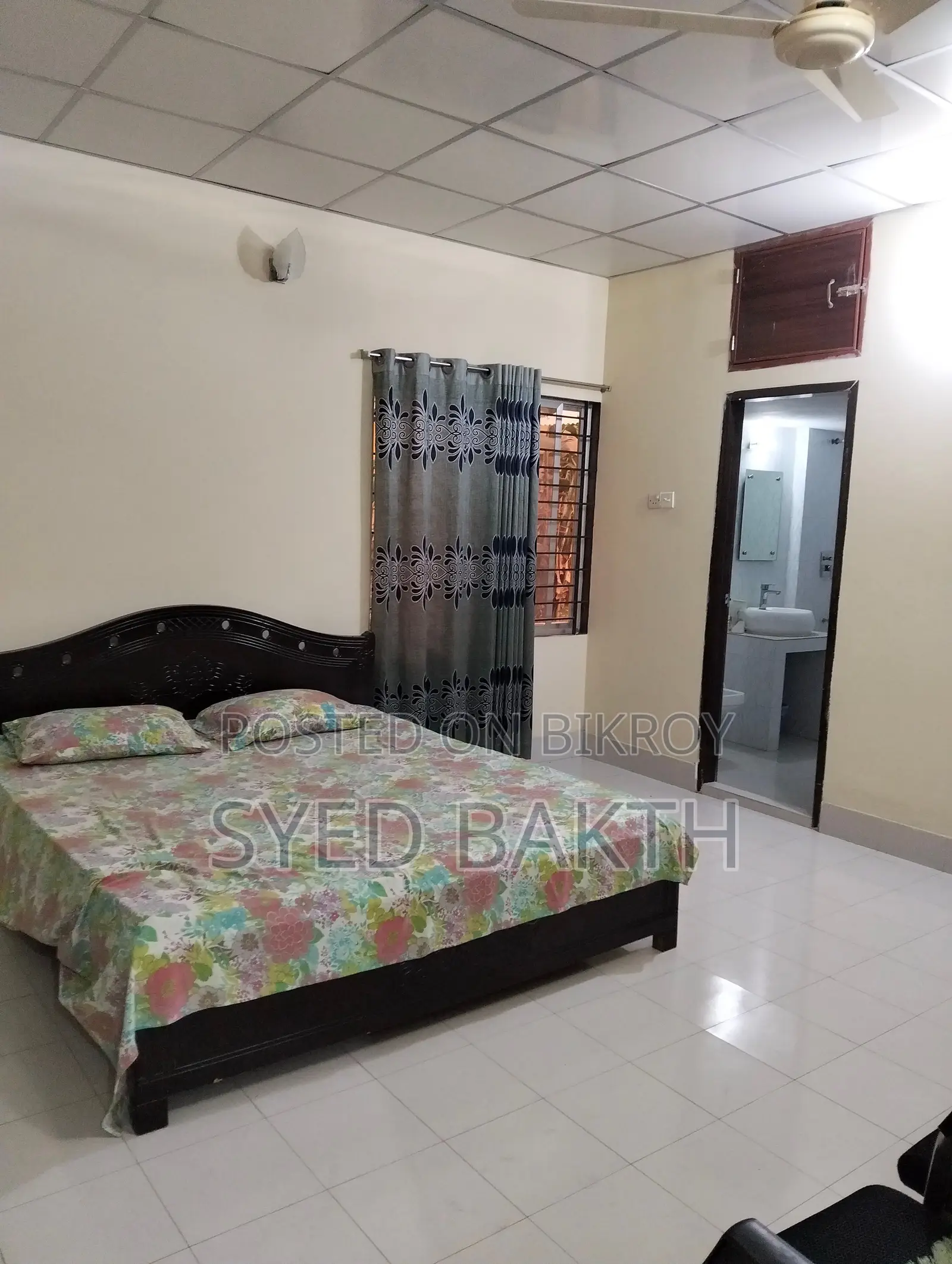 Furnished studio flat..