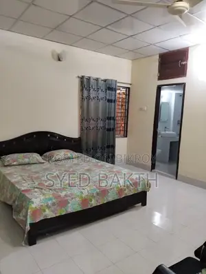 Furnished studio flat..