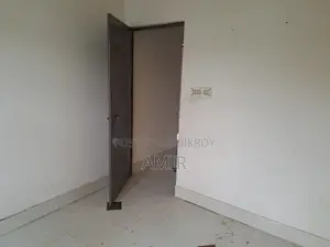 2 Bedroom and 1 Bathroom at East Razabazar