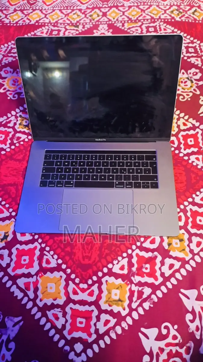 Macbook Pro 15 2019 ( 32Gb 512Gb )