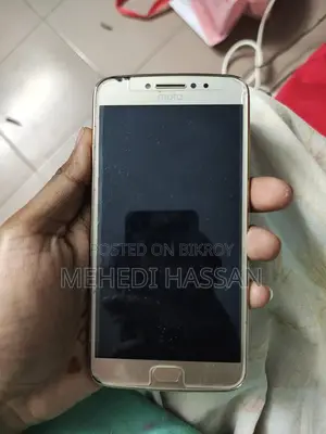 মোটোরোলা E4PLUS ৩/১৬ (ব্যবহৃত)