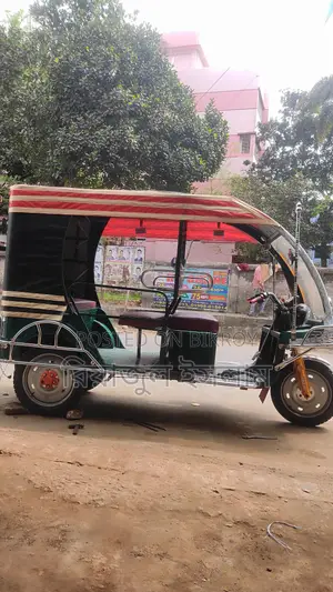 একটি অটো বিক্রি হবে