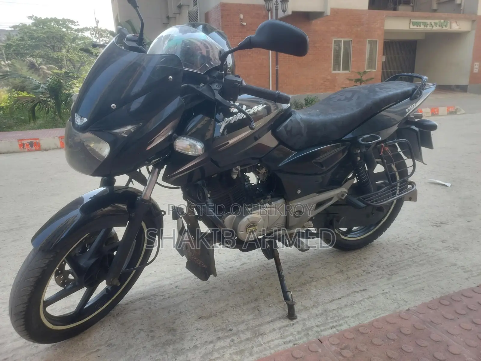 Bajaj Pulsar 150 , 2018