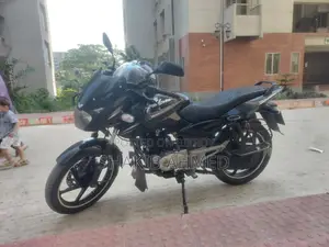 Bajaj Pulsar 150 , 2018