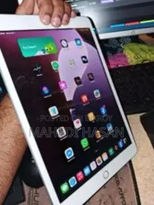 Apple i pad 7gen wifi128gb (Used)