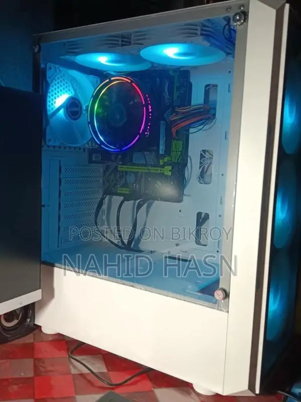Desktop for sale