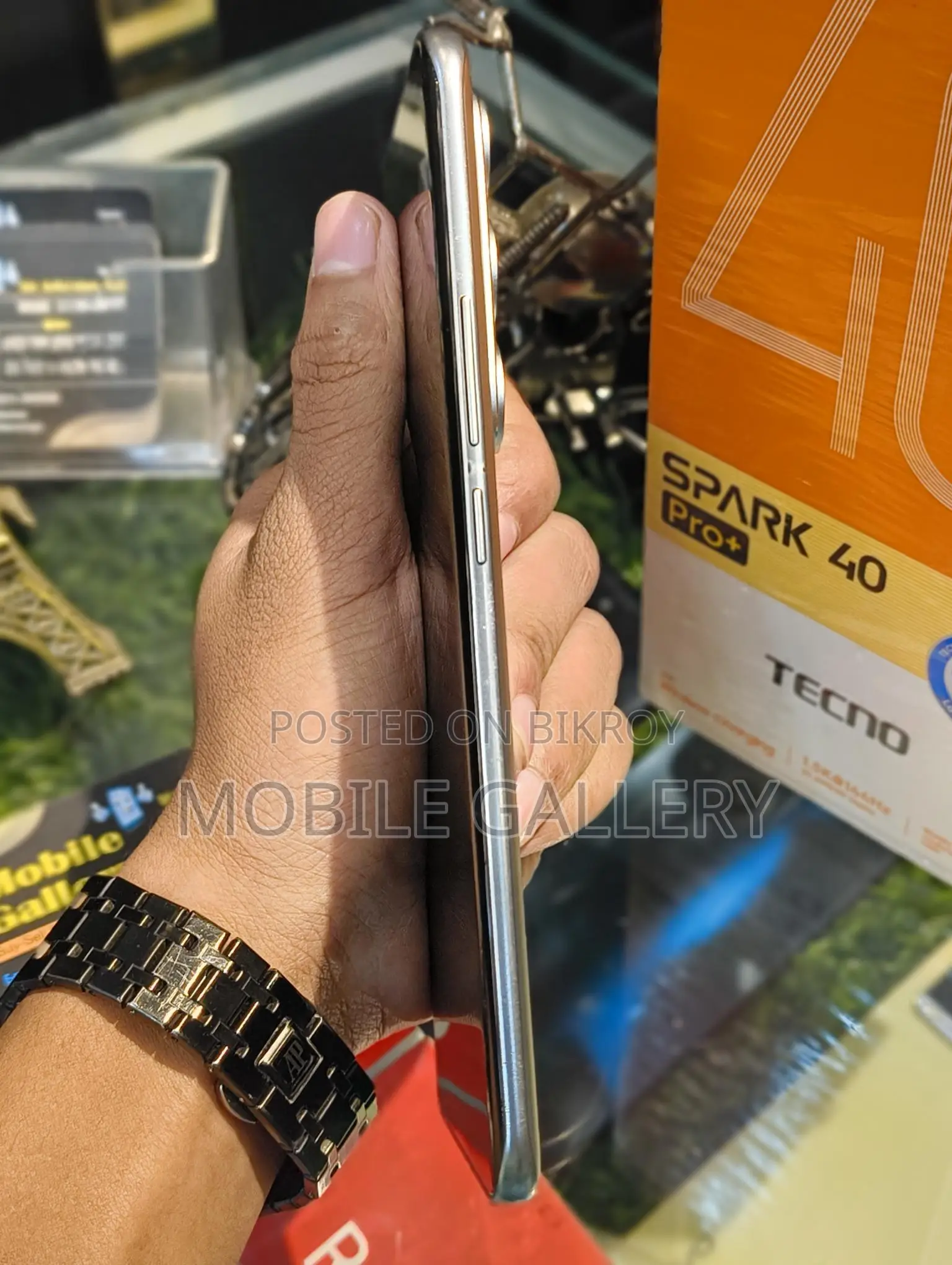 Tecno Spark 40 Pro+ 8/256 (ব্যবহৃত)