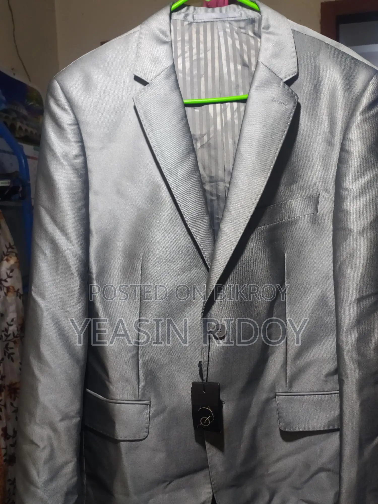 Suit Sell
