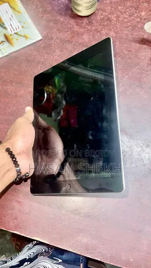 Apple Ipad 2. 16 Gb Used