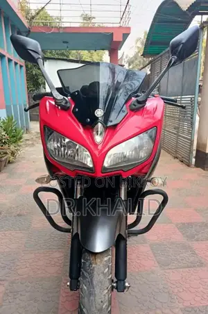 Yamaha Fazer Fi-V2 (1st addition) 2017