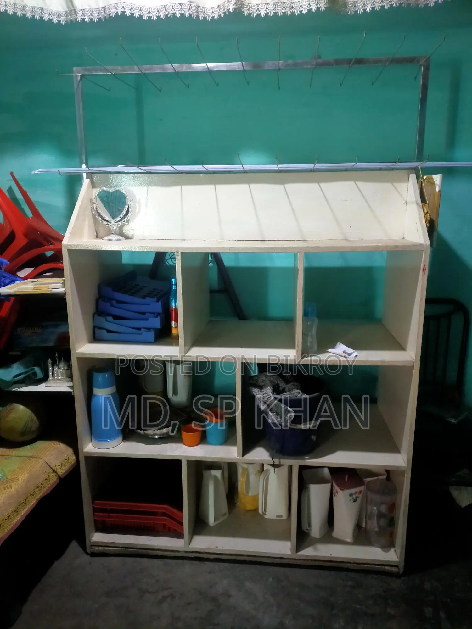 Made by Partex, size 8/4 feet, selling it because it's just lying around at home.