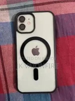 Apple iPhone 12 in Excellent Condition (Used)
