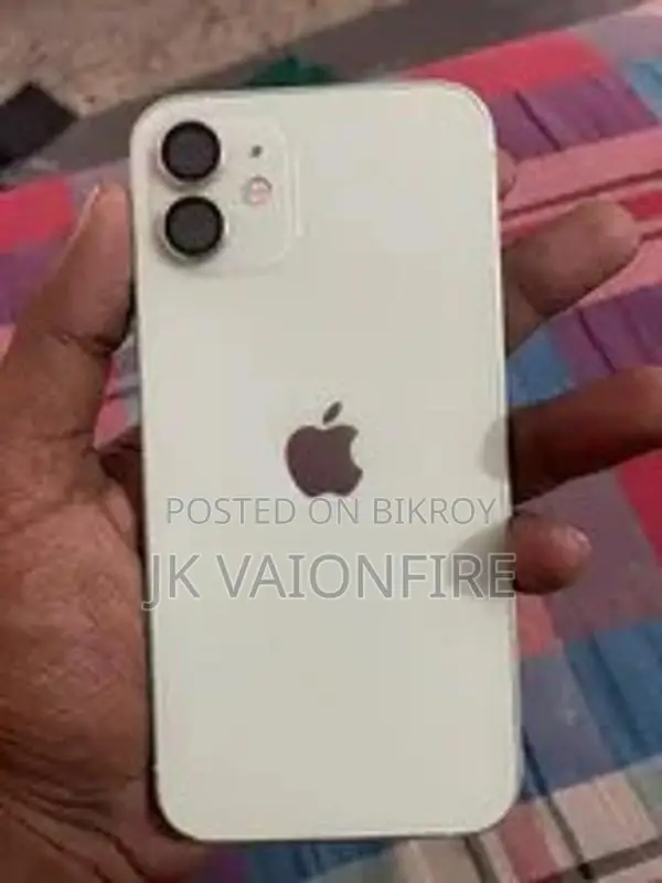 Apple iPhone 12 in Excellent Condition (Used)