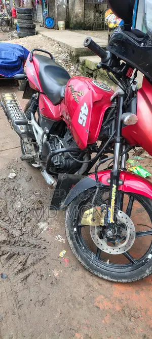 Bajaj Pulsar 150 2011