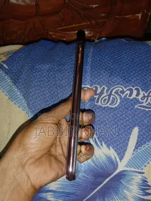 Vivo Y17s . (Used)