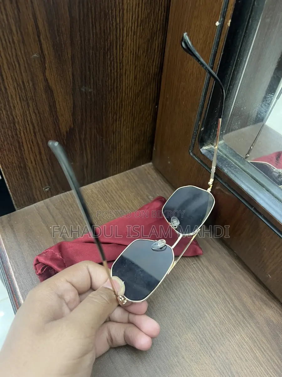 স্টাইলিশ সানগ্লাস