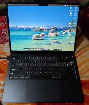 Macbook Air M2 8/256GB