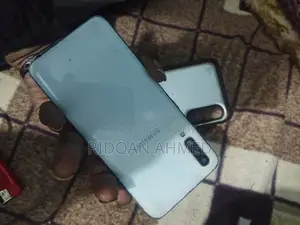Samsung Galaxy A50 (Used)