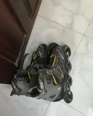 Tian-e Skate Shoes
