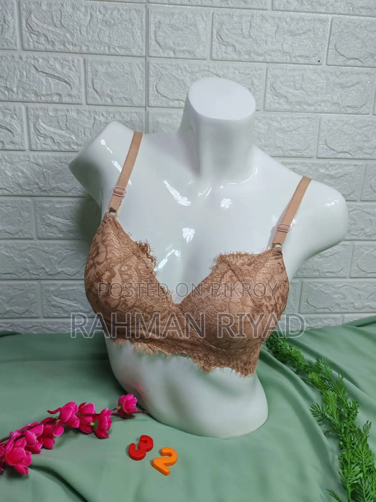 Ladies Unique Bra