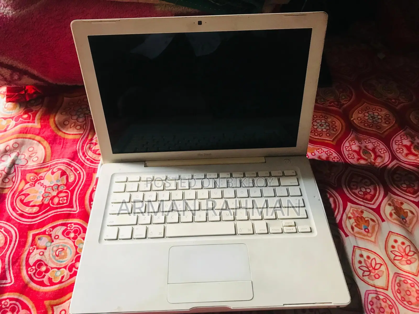 Apple Macbook