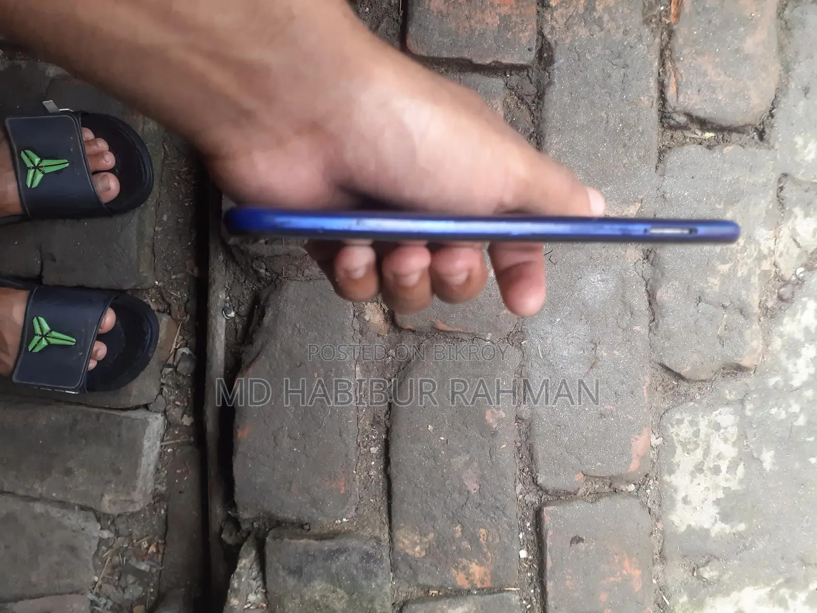 স্যামসাং গ্যালাক্সি এ১০ ২/৩২ (ব্যবহৃত)