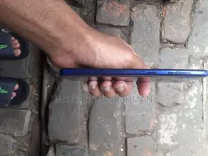 স্যামসাং গ্যালাক্সি এ১০ ২/৩২ (ব্যবহৃত)