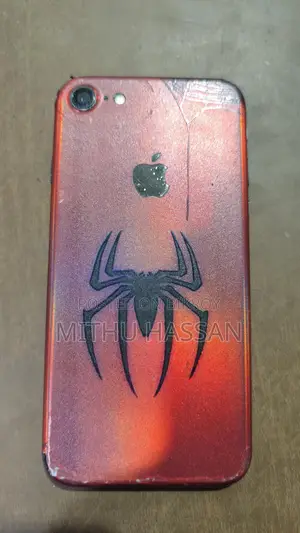 Apple iPhone 7 . (Used)