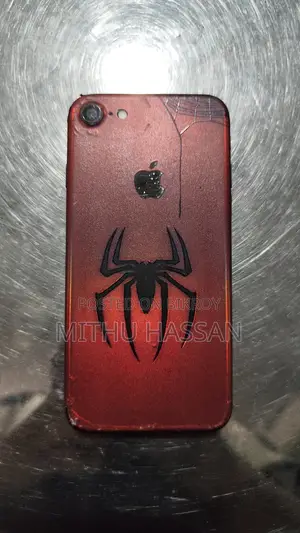 Apple iPhone 7 . (Used)