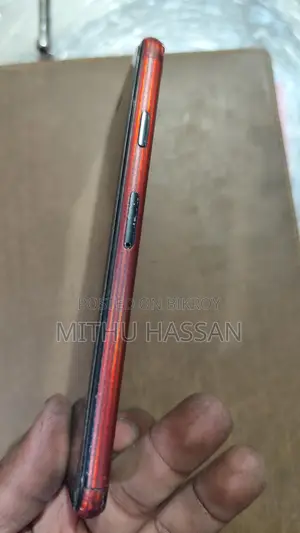 Apple iPhone 7 . (Used)