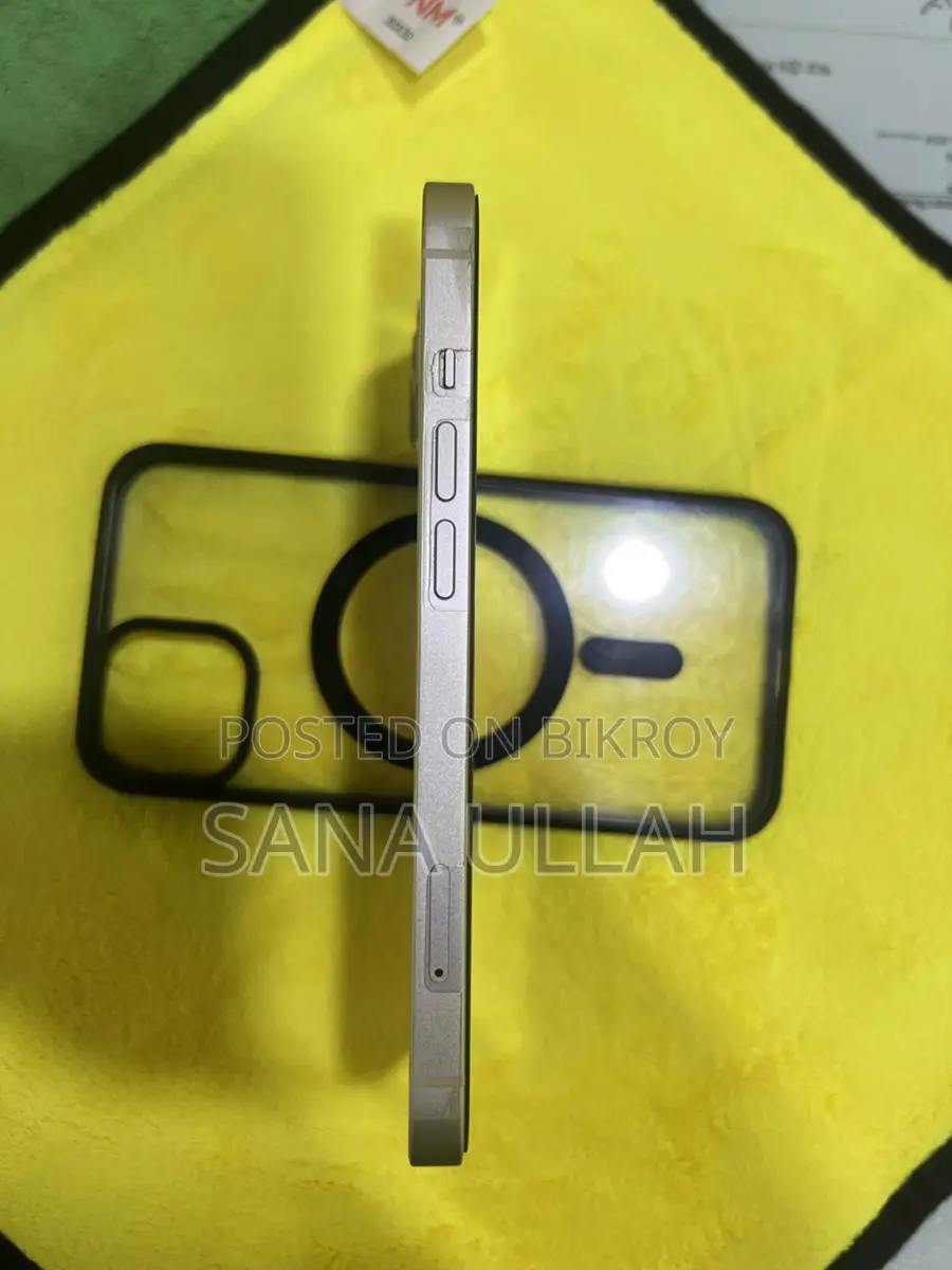 Apple iPhone 13 Japan (Used)