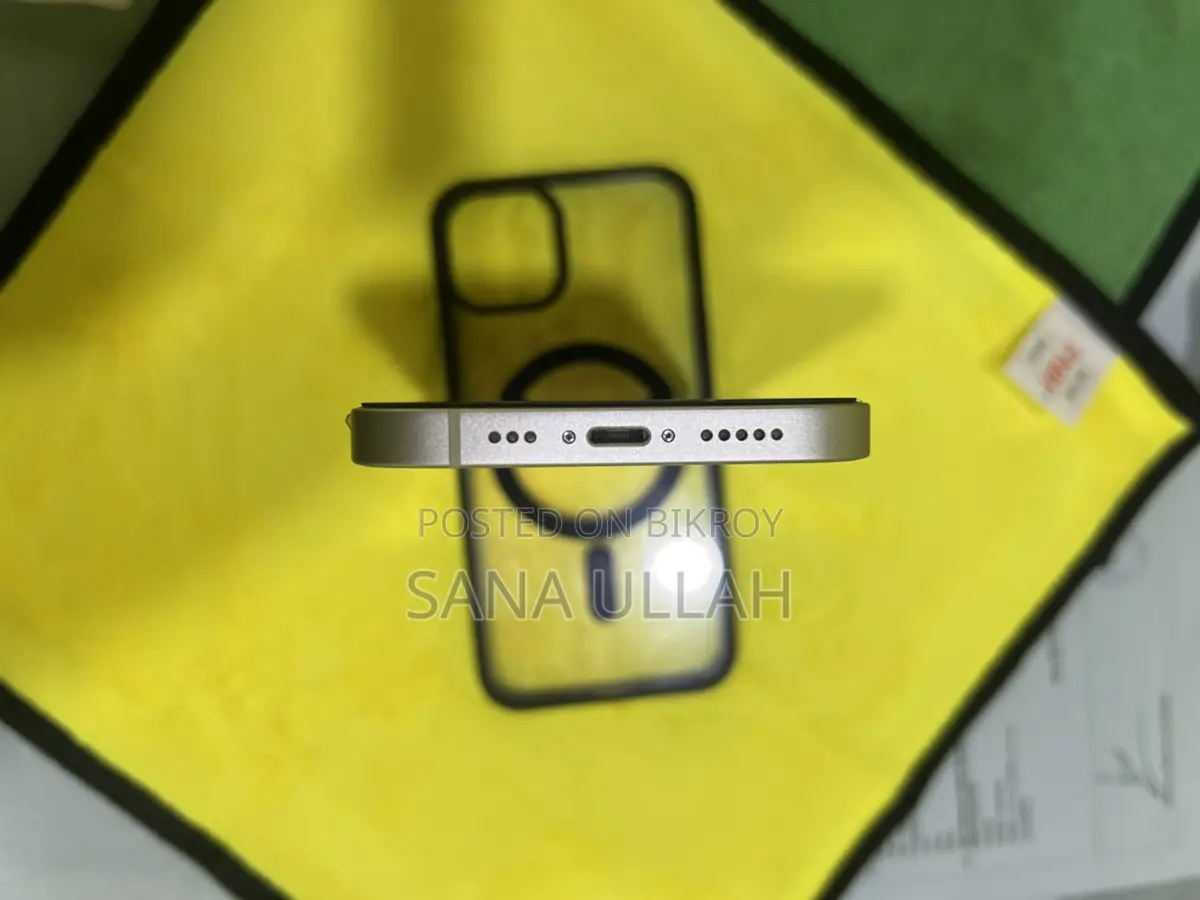 Apple iPhone 13 Japan (Used)