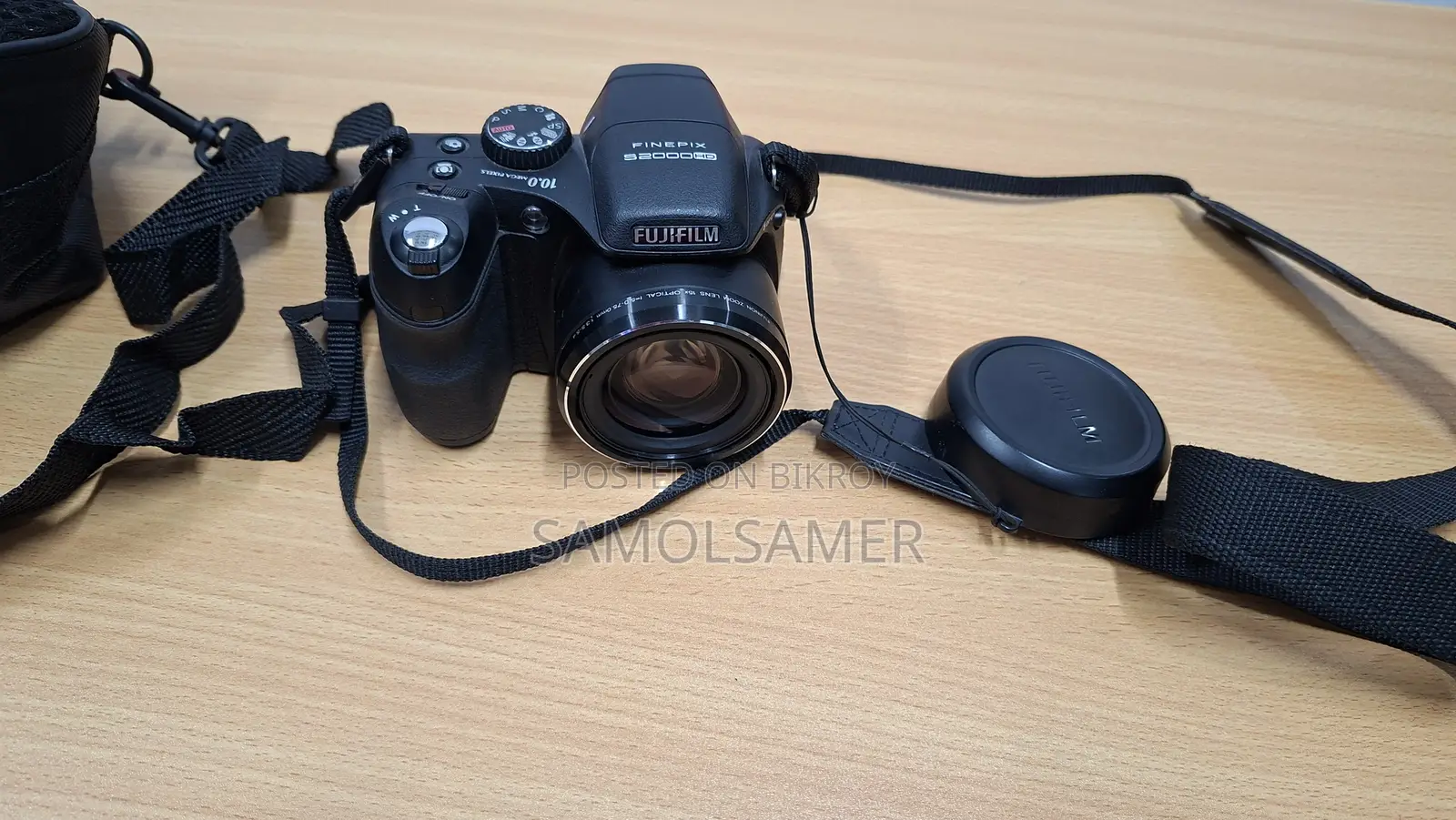 Fujifilm FinePix S2000HD Digital Camera