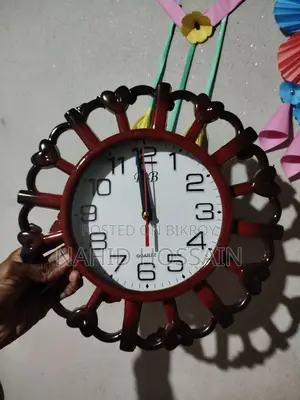 প্রিমিয়াম কোয়ালিটি ঘড়ি